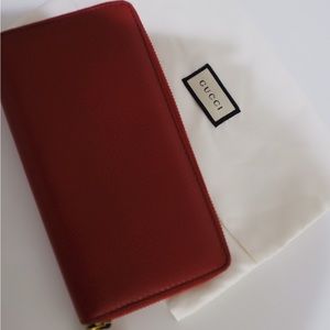 Gucci Wallet!